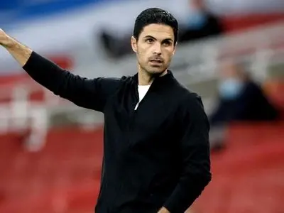 ویدئو: شادی انفجاری آرتتا پس از اخطار مسئول فنی بازی