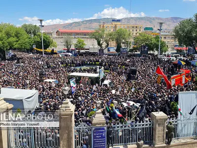 تشییع سومین امام جمعه شهید تبریز