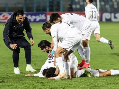 شادی گل خطرناک بازیکن ملوان