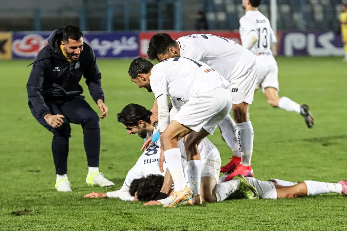 شادی گل خطرناک بازیکن ملوان