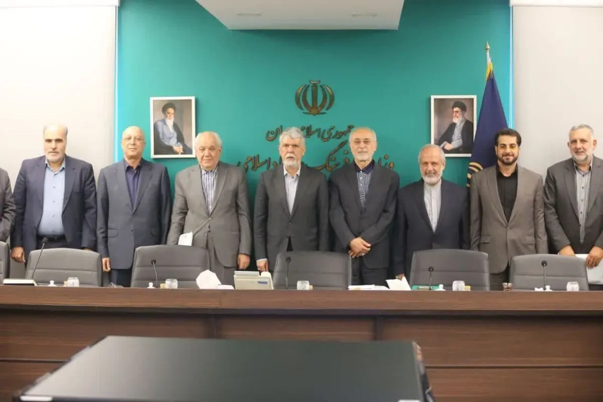 ابن‌سینا روح ملت ایران و پرچم فکری ما در جهان است/ دفتر بنیاد بوعلی در تهران دایر می‌شود