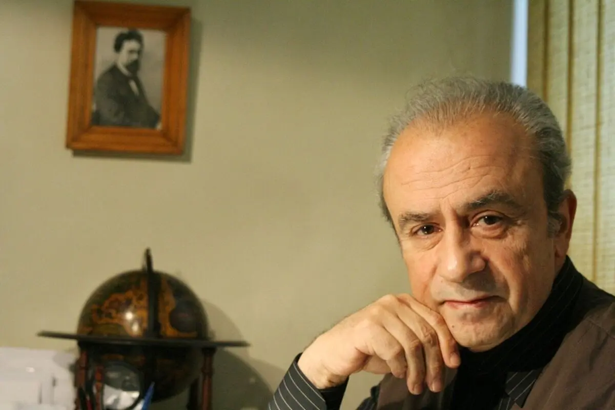 اکبر رادی هم­چنان در مویرگ‌های تئاتر ایران جاری است