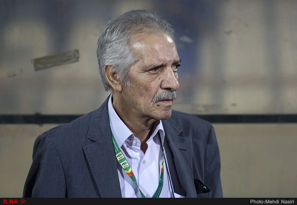 دیدار مدیران استقلال با خانواده مرحوم پورحیدری (عکس)