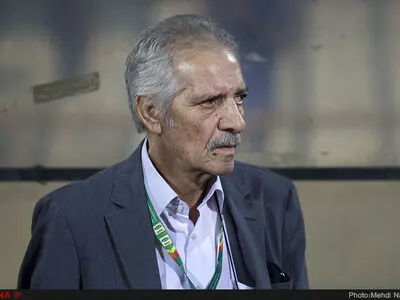دیدار مدیران استقلال با خانواده مرحوم پورحیدری (عکس)