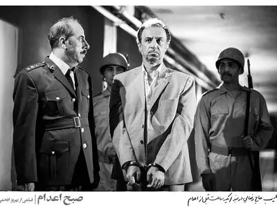 رونمایی از نخستین عکس طیب حاج رضایی در «صبح اعدام»