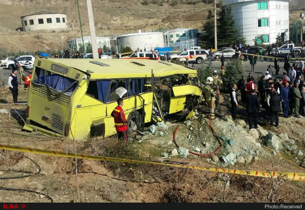 گزارش کمیسیون آموزش درمورد حادثه واژگونی اتوبوس دانشگاه آزاد قرائت شد