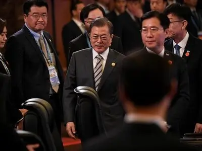 صلح در شبه‌جزیره کره به سود ژاپن، چین و کره جنوبی است