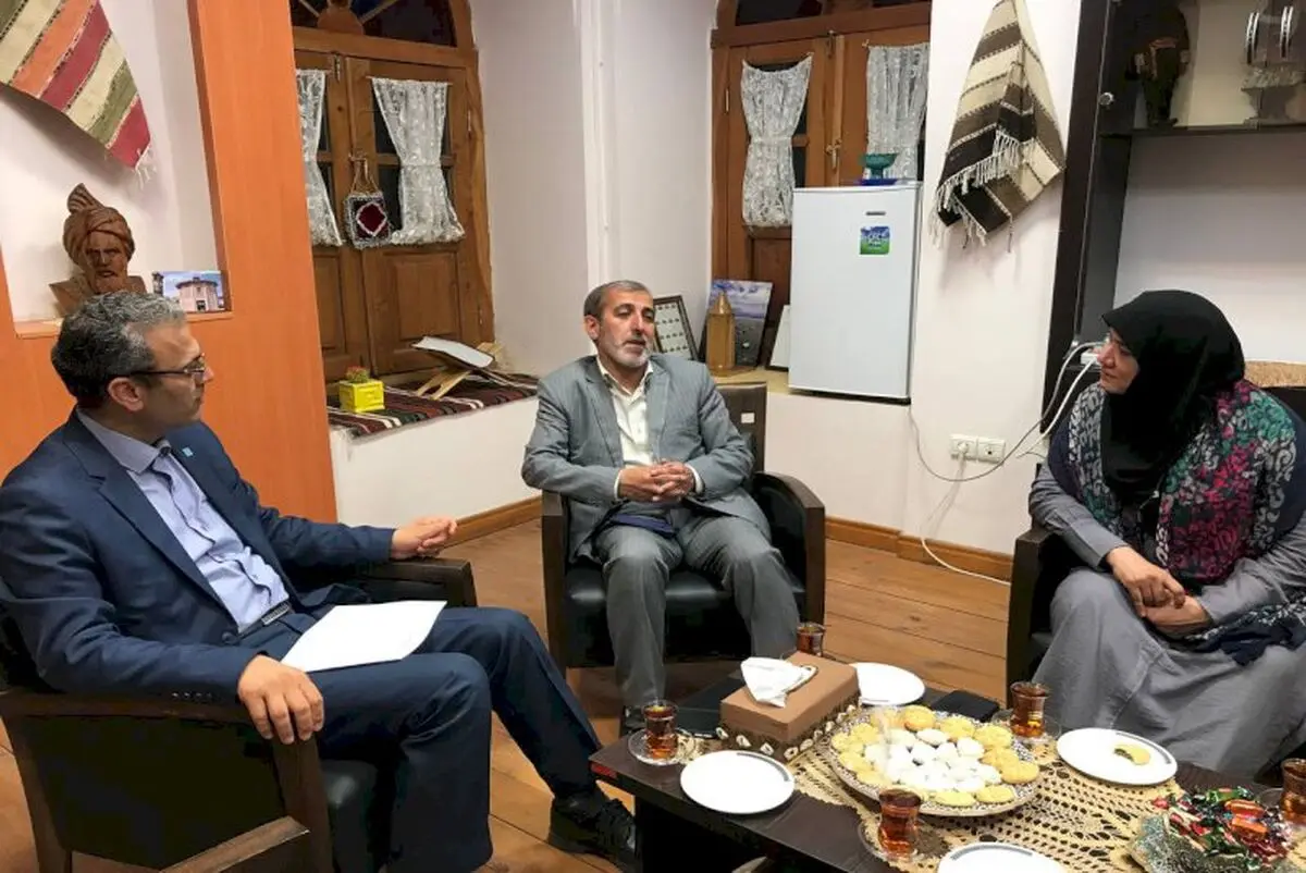 صنایع‌دستی موجب تقویت اقتصاد خانواده‌ها می‌شود/ فراکسیون صنایع‌دستی در مجلس شورای اسلامی تشکیل شود