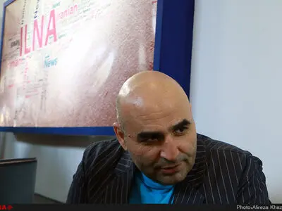 علی مسعودی: داستان تفنگ سربازی را در سری جدید خندوانه تعریف می‌کنم