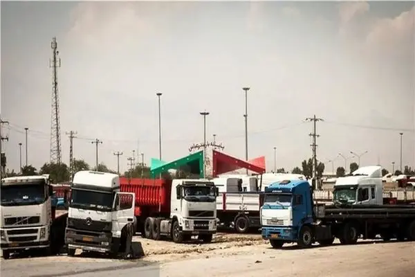 رئیس کل دادگستری استان هرمزگان از پایانه بار بندرعباس بازدید کرد
