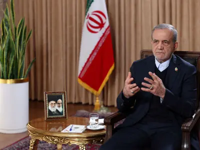 الرئیس بزشکیان: نستمع الى مطالب المتظاهرين ونسعى لحل مشاكلهم.. الاحتجاج يختلف عن أعمال الشغب