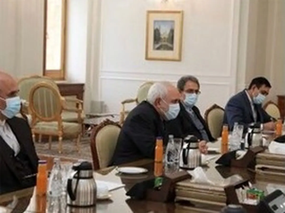 Iran calls for lifting sanctions imposed on Syria