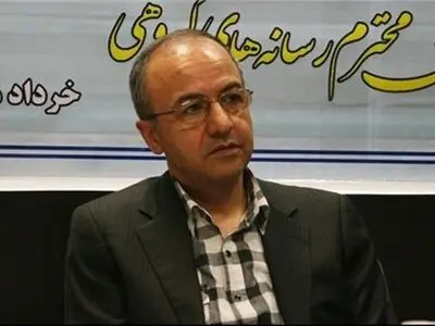 دستفروشی و «چندشنبه بازارها» ضایعه اقتصاد کشور است 