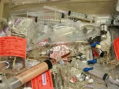 جمع‌آوری ماهانه حدود ۲۰۰ تُن پسماند پزشکی در کرج