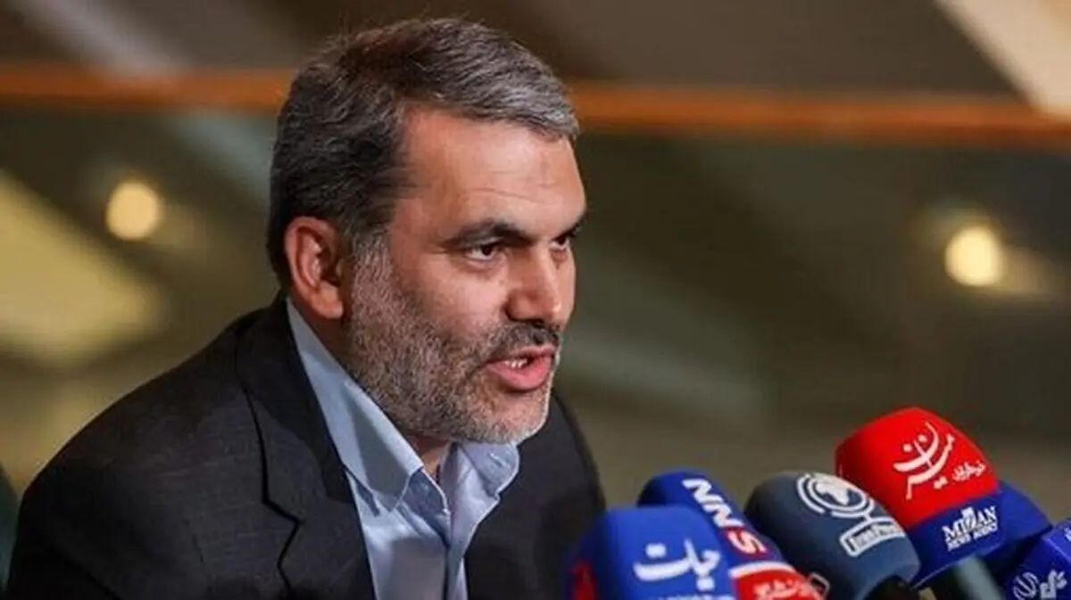 مدیران اقتصادی برنامه‌ای برای مهار ارز ندارند