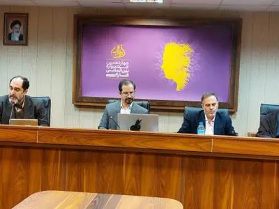 احساس هم‌افزایی و تجمیع میان پژوهشگاه و نهادهای مرتبط حوزه علوم انسانی وجود ندارد