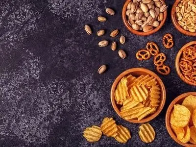 با این خوراکی‌ها زودتر پیر می‌شوید 