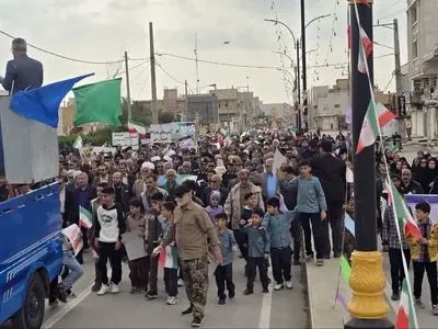 گرامی‌داشت سالروز پیروزی انقلاب اسلامی با حضور جمعی از مردم خوزستان 