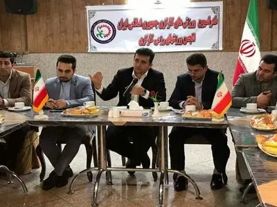 بررسی راهکارهای توسعه و تعمیم ورزش‌های رزمی در جامعه کار و تلاش