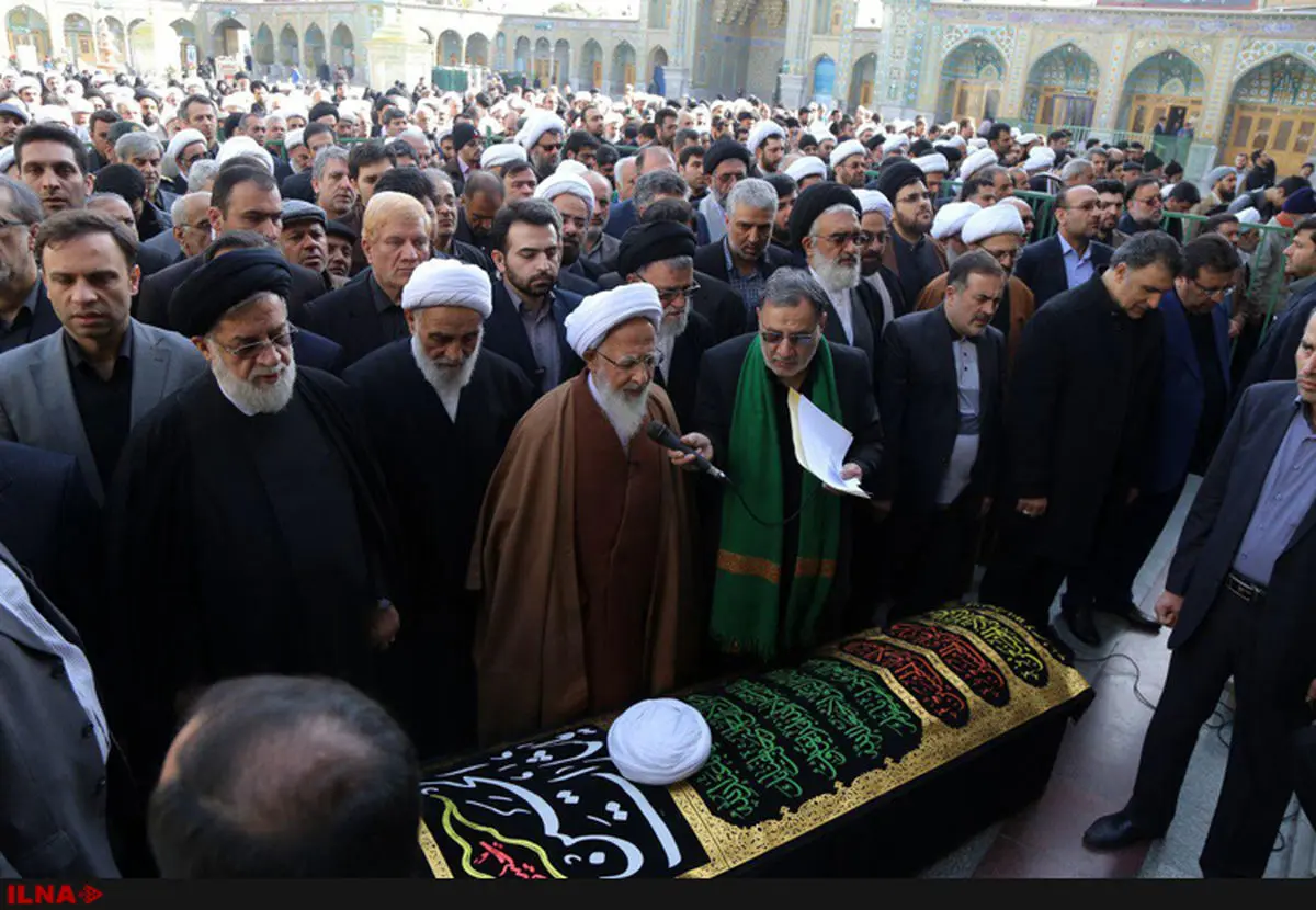 پیکر حجتالاسلام قرهی در قم تشییع و به خاک سپرده شد