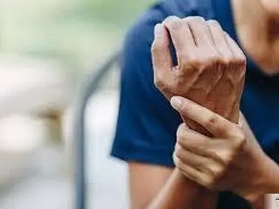 چرا بدن گاهی می لرزد؟