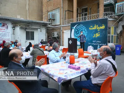 افزایش حقوقی امسال به طور کامل مورد قبول نبود/ دولت با کنترل نرخ ارز قیمت‌ها را کنترل کند