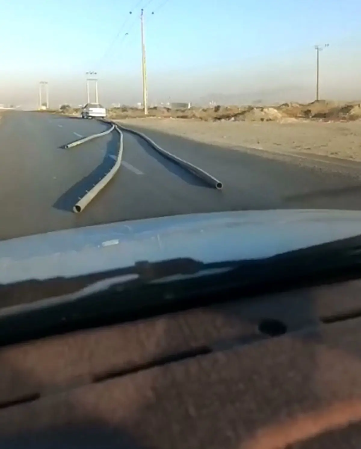 حمل بار عجیب با خودروی سواری در مشهد + فیلم