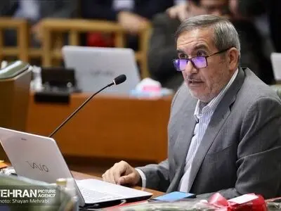 خانه پلاک قرمز محلی برای تجمع معتادان متجاهر و انباشت نخاله 