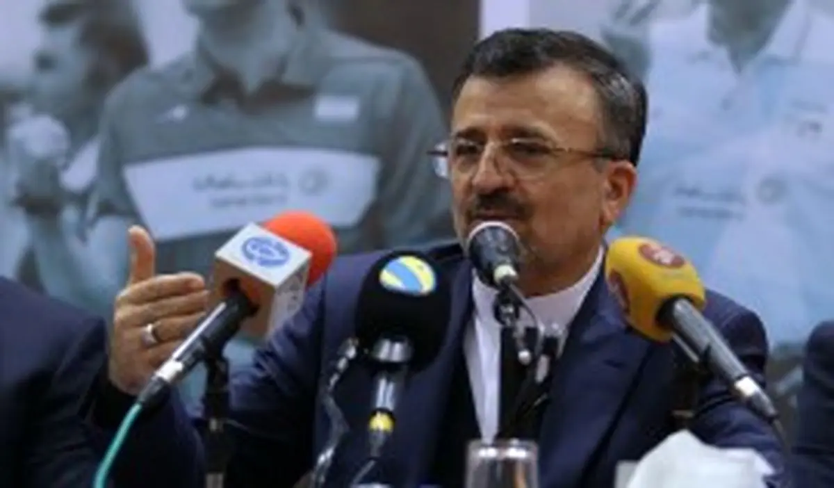داورزنی: استویچف یکشنبه آینده به ایران میآید/ سیچلو، مربی تیم ملی و یا سرمربی یکی از تیمهای ردههای سنی ایران میشود