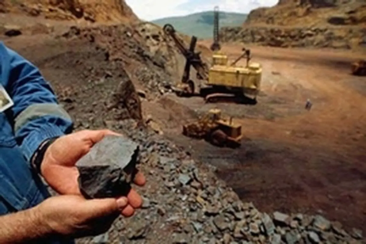 ۴۰ کارگر دائمی معدن طلای آق دره اخراج شدند