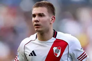 پدیده رئال با ویژگی‌های زیدان: جانشین بعدی مسی در آرژانتین؟