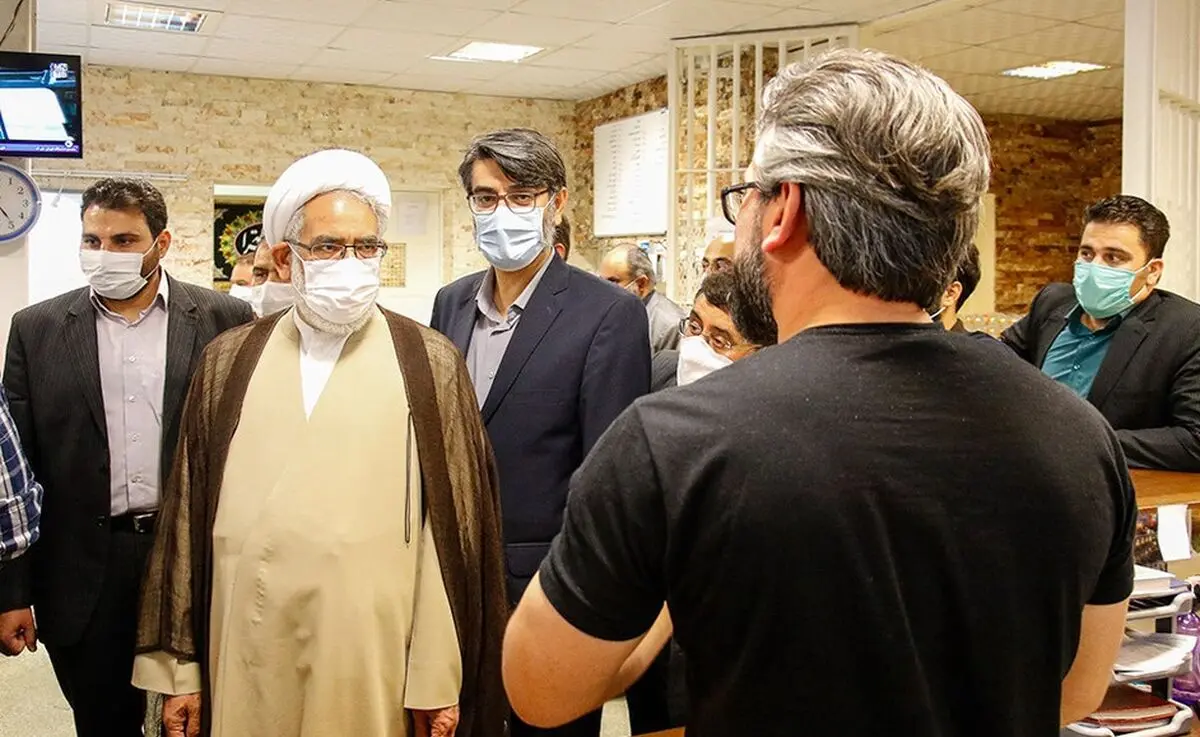 حضور دادستان کل کشور در ندامتگاه تهران بزرگ
