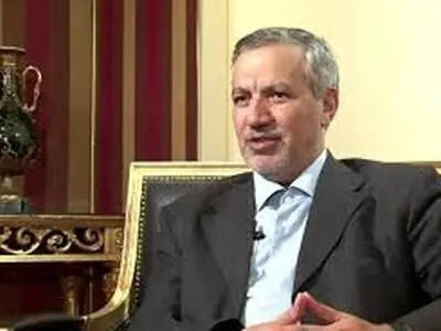 عطاء الله مهاجرانی: وزن سنگین سیاست