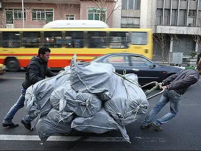 اسکان جمعی کارگران در منطقه ۱۲/ به دنبال محدود کردن تردد وسایل نقلیه شخصی هستیم