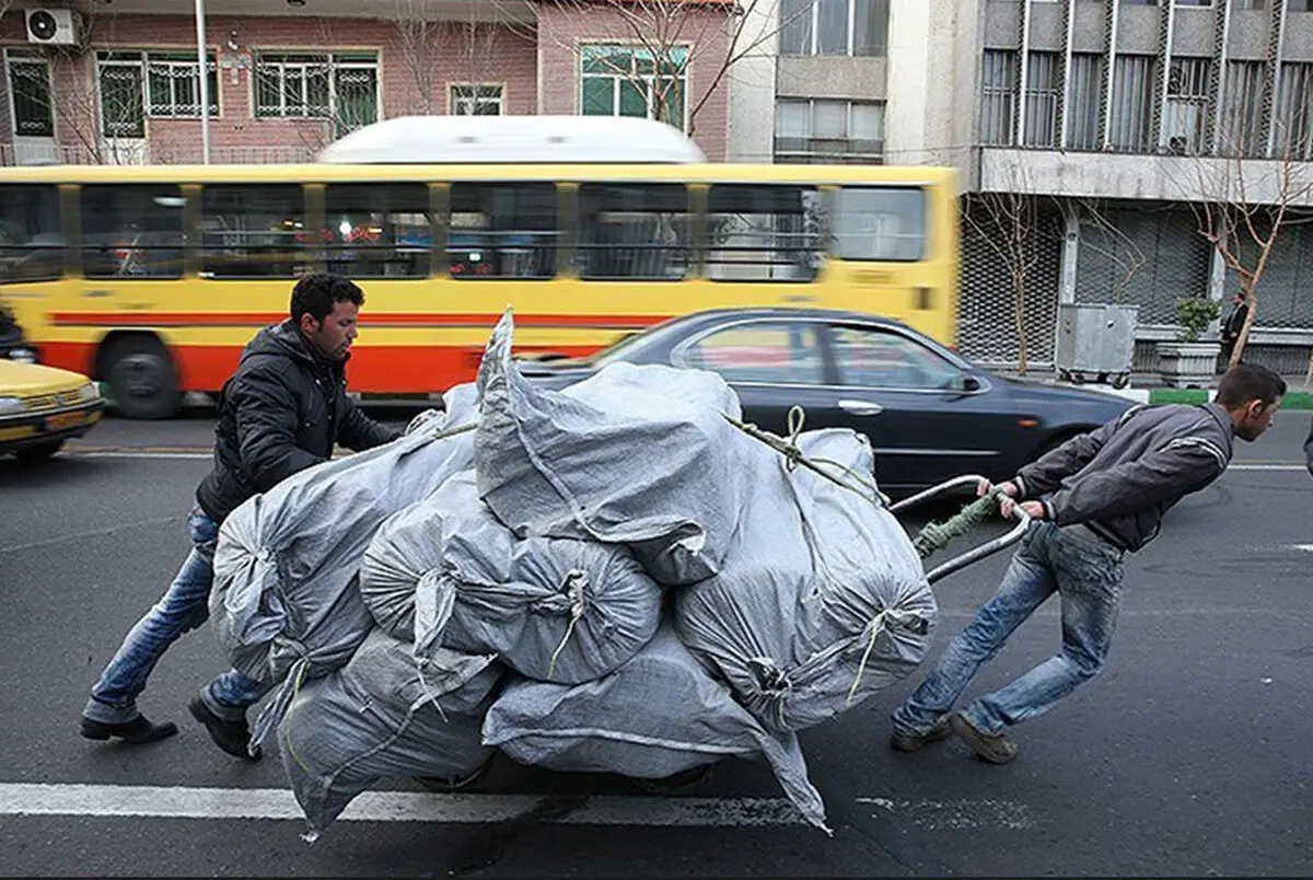 اسکان جمعی کارگران در منطقه ۱۲/ به دنبال محدود کردن تردد وسایل نقلیه شخصی هستیم