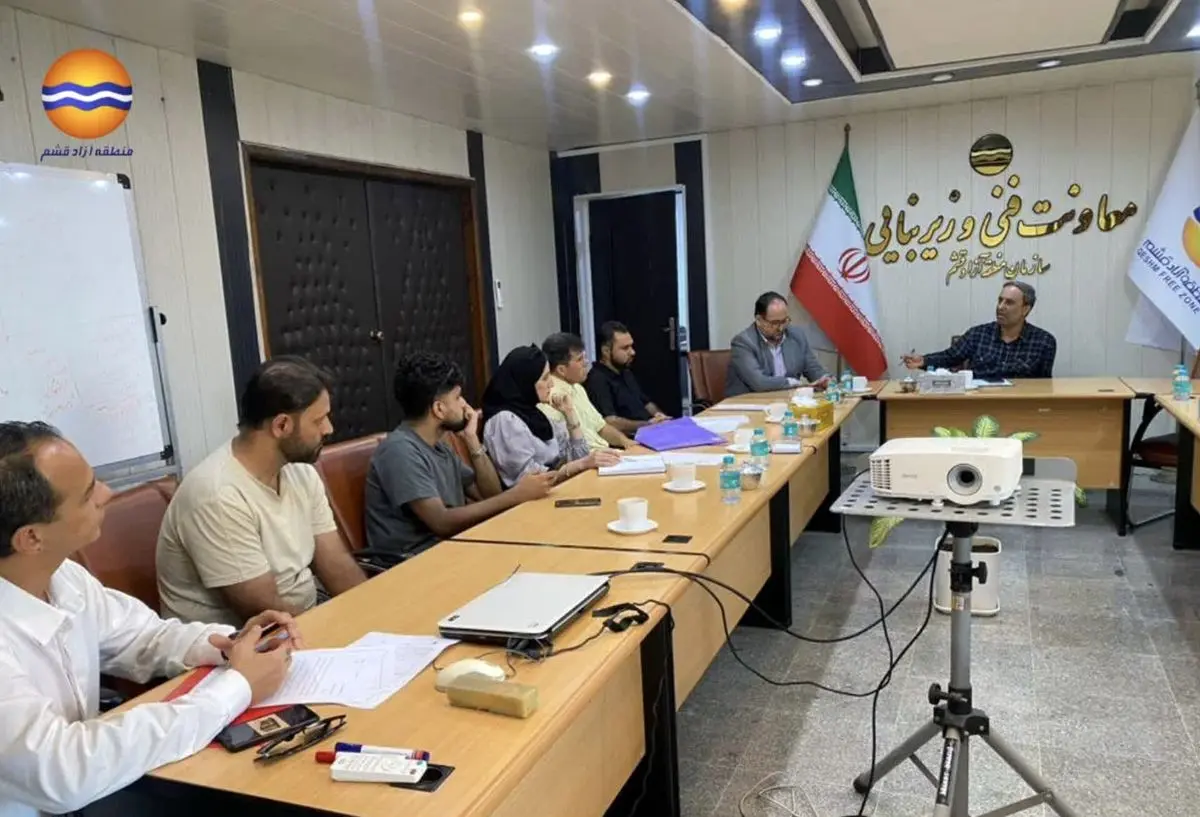 رسیدگی بدون واسطه به مطالبات قشموندان در دیدار هفتگی معاون عمرانی