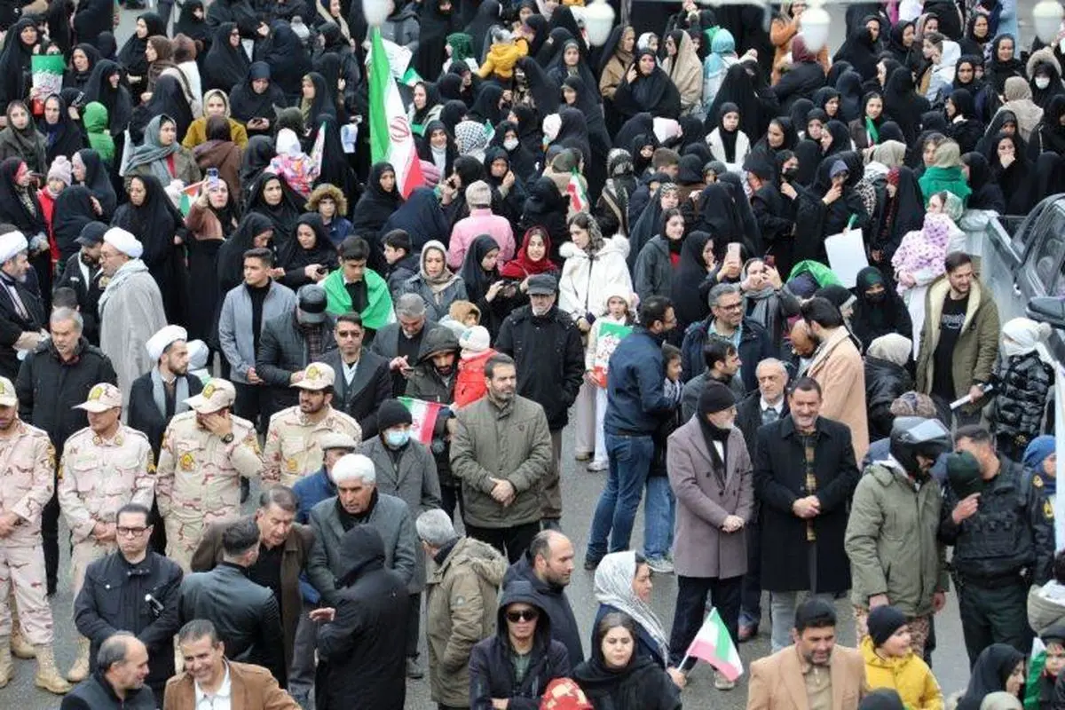 خروش مردم انقلابی منطقه آزاد ماکو در ۲۲ بهمن؛ «این انقلاب زنده است»