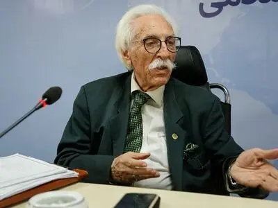 الزام بر کاهش تعرفه مواد اولیه و قطعات مورد نیاز وارداتی 