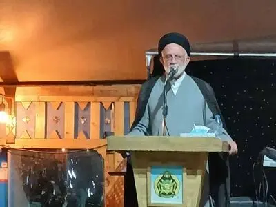  غفلت از خانواده، بنیان تربیت نسل آینده را تضعیف می‌کند