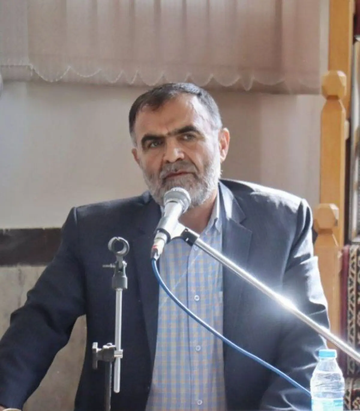 مشکلات را از عهد هخامنشیان تا ظهور امام زمان بیان کردند/ تا زمانی که برای خودتان اشتغال ایجاد نکنید، مشکلاتتان حل نخواهد شد