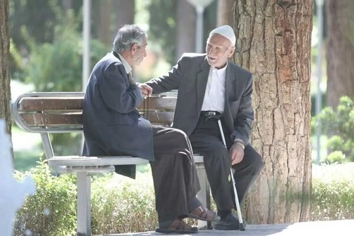 پرداخت ۲۰۰ هزار تومان هدیه نقدی به خانوارهای دارای سالمند