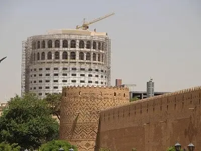 هتلی که سد راه جهانی شدن مجموعه زندیه است/ پرونده ثبت جهانی ارگ کریمخانی را رها و بایکوت کردند
