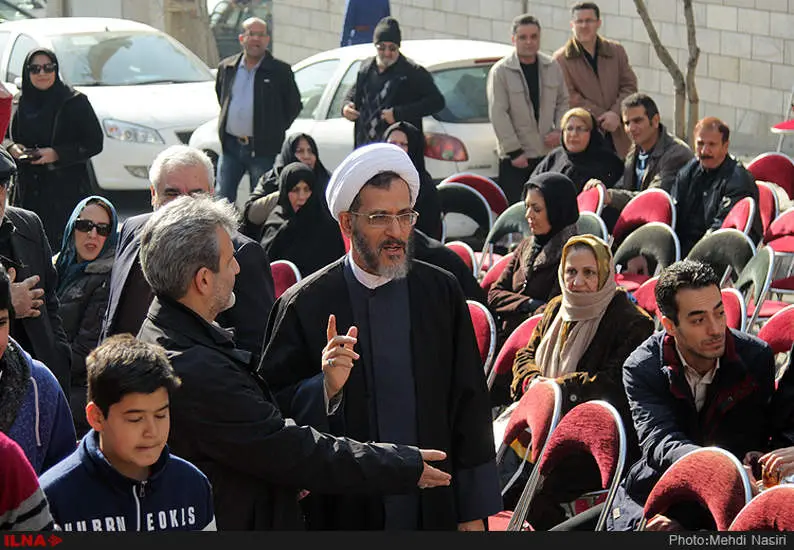 حجت‌الاسلام احمد مازنی نماینده مردم تهران و عضو کمیسیون فرهنگی مجلس شورای 