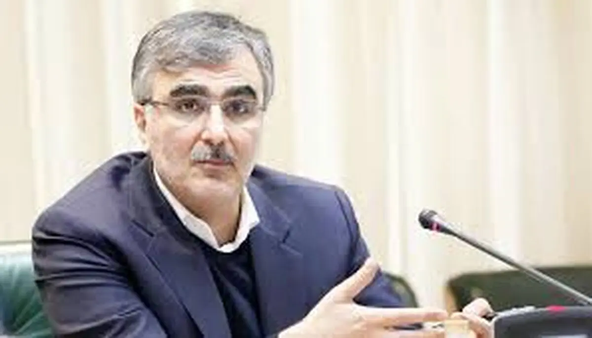رئیس‌ کل بانک مرکزی عازم مسکو شد