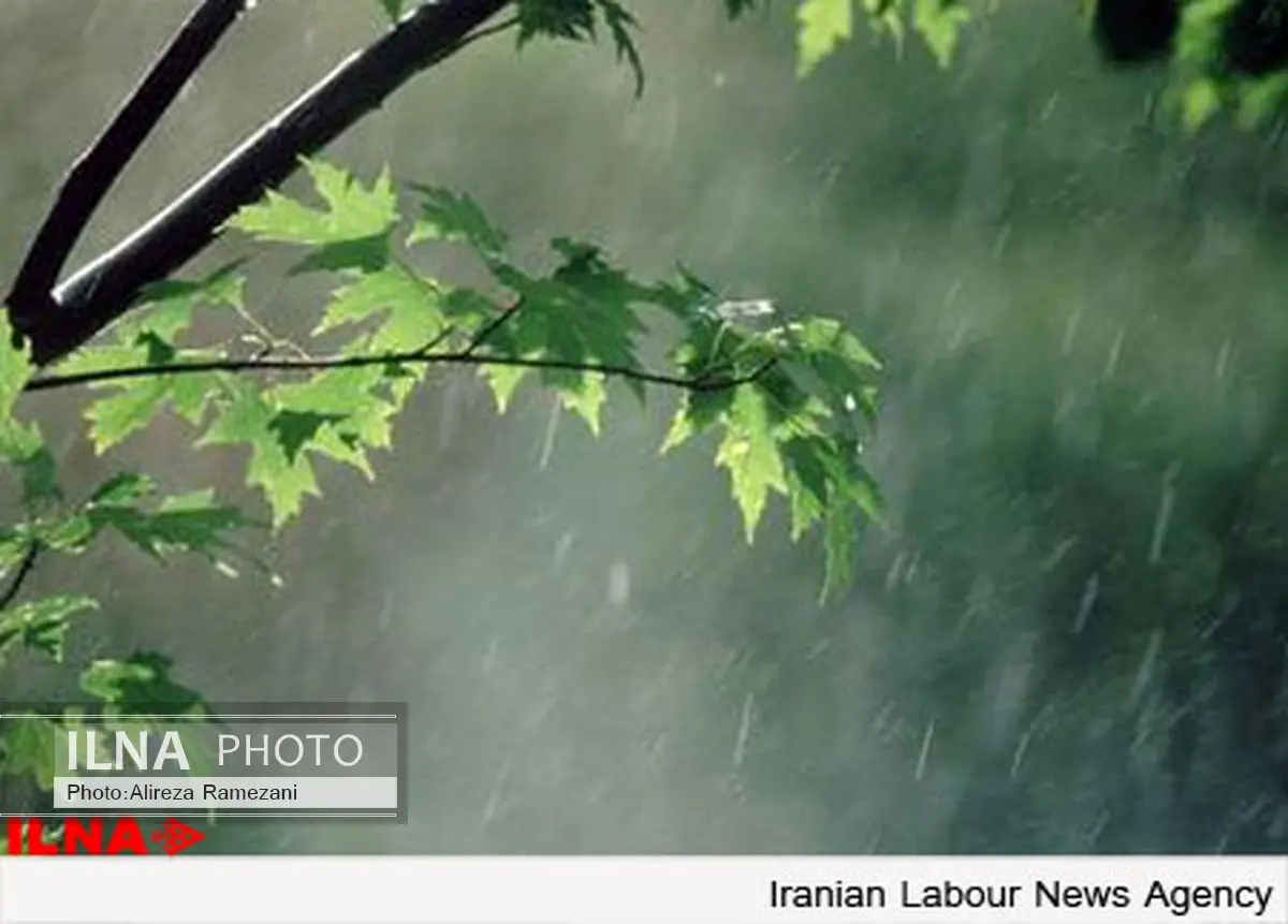 بارش باران در محورهای مواصلاتی آذربایجان غربی و شرقی