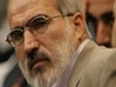عزیز محمدی: با این برنامه‌ریزی به مشکل می‌خوریم / اتحادیه نظر مشورتی می‌دهد