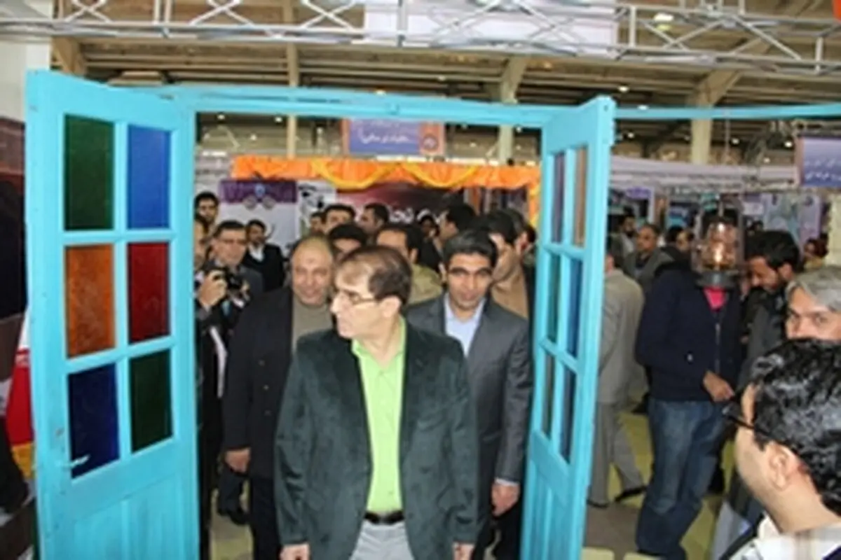 نمایشگاه دستاوردهای پژوهشی و فناوری استان کرمانشاه افتتاح شد