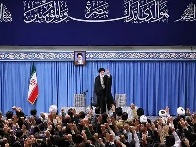 قائد الثورة: مشروع "صفقة القرن" سیموت قبل موت ترامب 