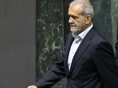 پزشکیان وارد مجلس شد