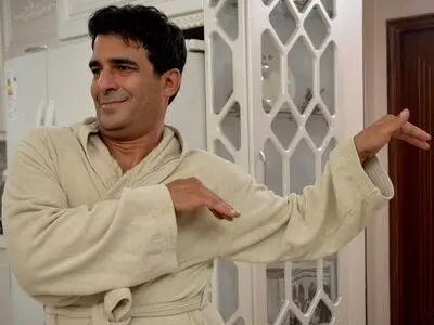 «آنجلّو» به لس‌آنجلس می‌رود